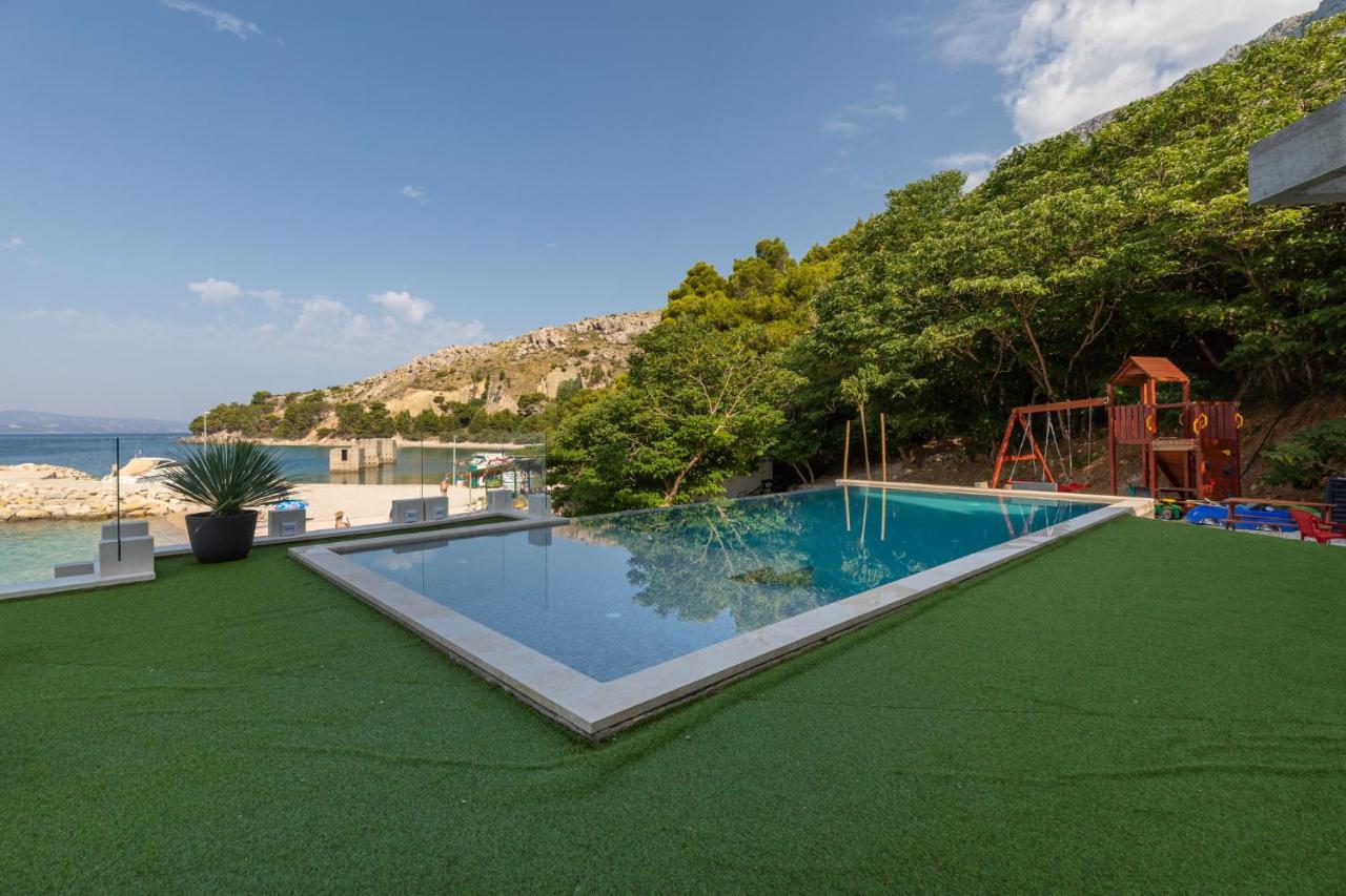 Apartments Villa Carica B&B Mimice Exterior photo